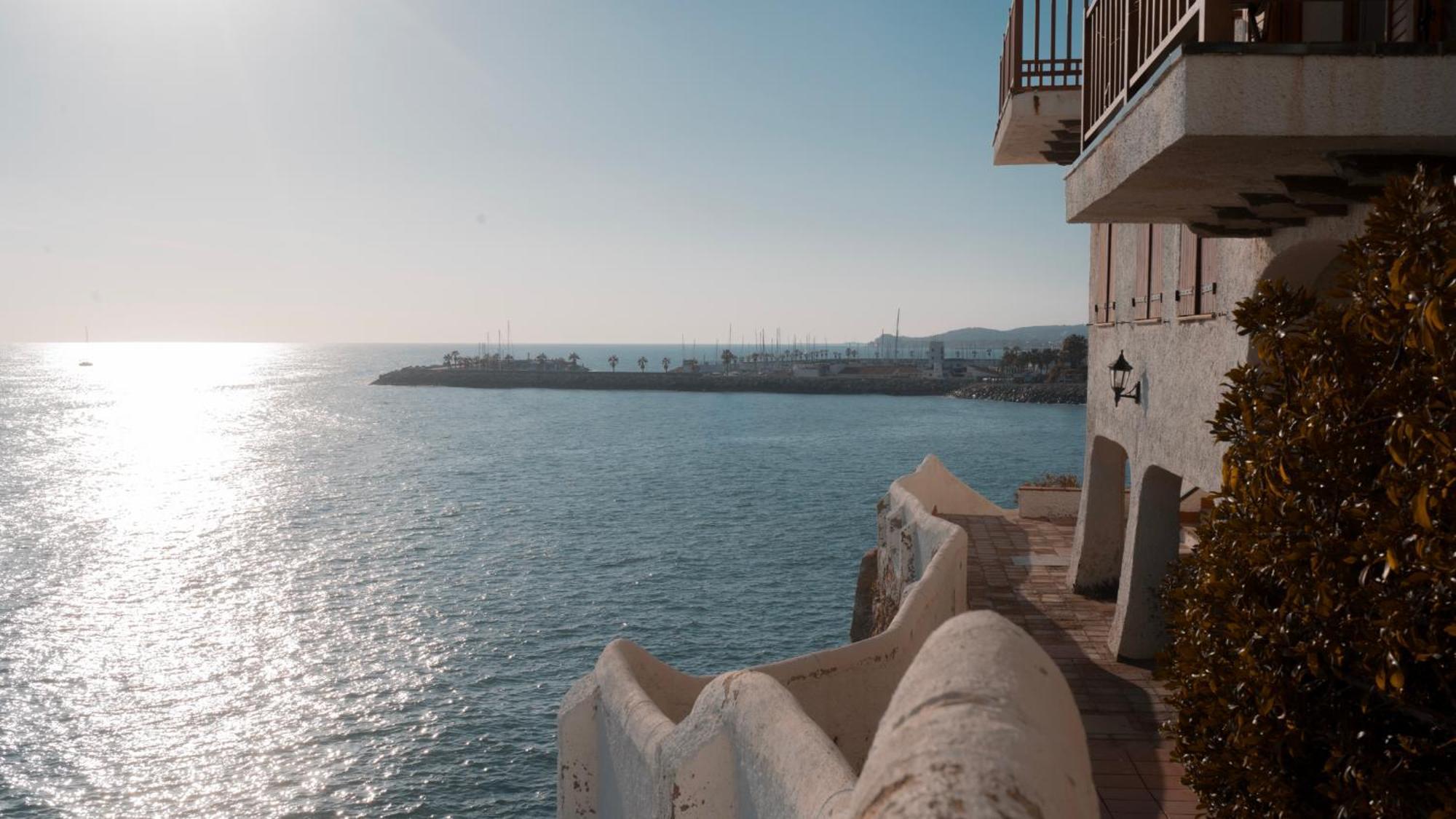 Apto 1ª Linea De Mar Con Vistas A Sitges Apartman Kültér fotó